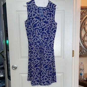 🌸Liz Claiborne Navy and White Chain Print Midi Dress